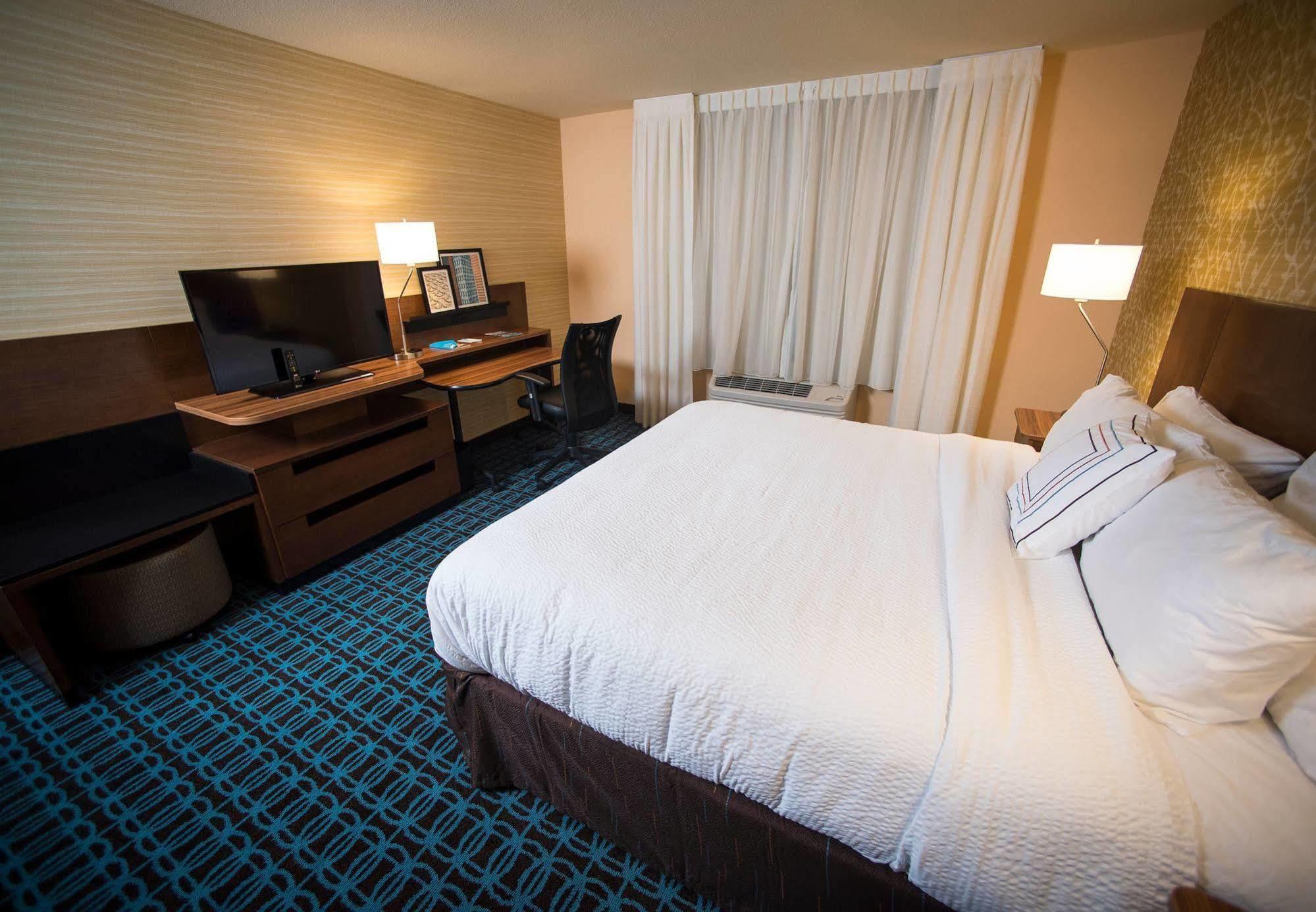 Fairfield Inn & Suites By Marriott Cincinnati Uptown/University Area Eksteriør bilde