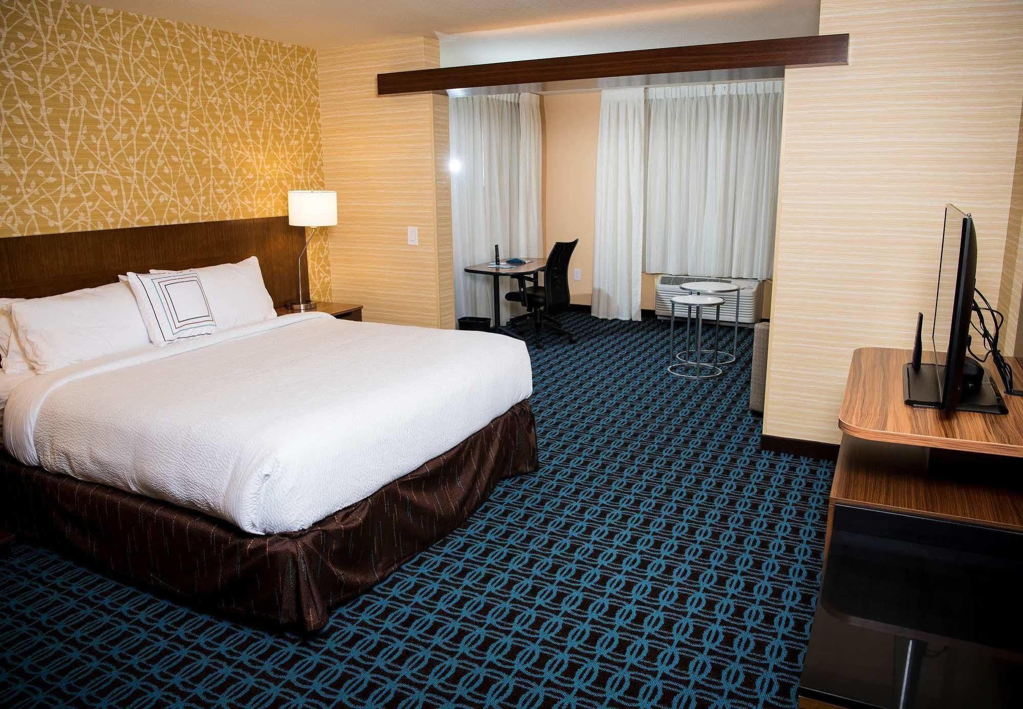 Fairfield Inn & Suites By Marriott Cincinnati Uptown/University Area Eksteriør bilde